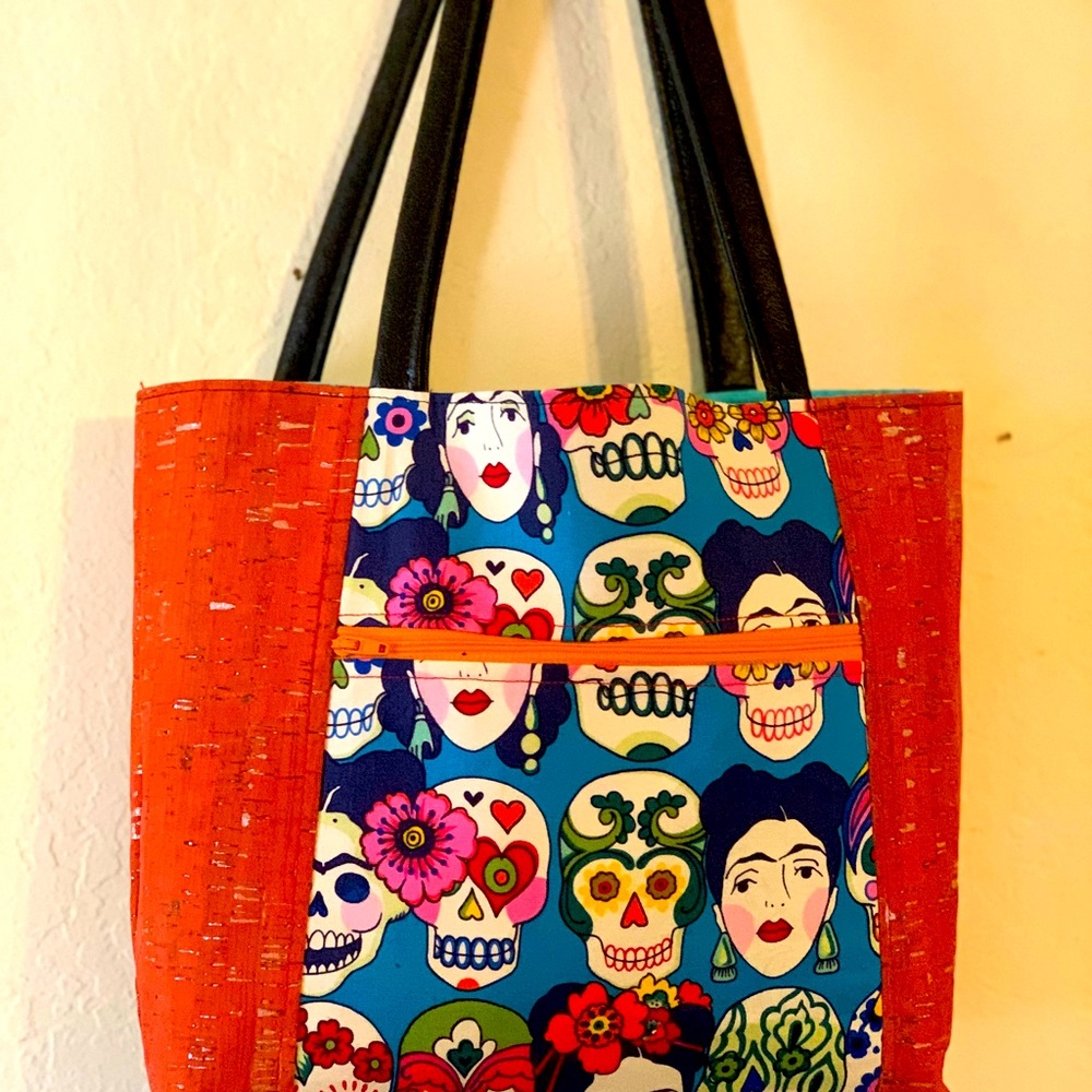 Tote bag